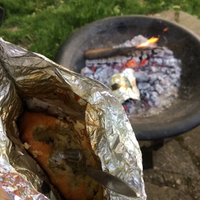 How to Make Campfire Cake Like a Girl&nbsp;Scout!